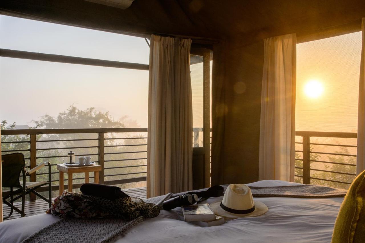 Ndhula Luxury Tented Lodge White River Exteriör bild