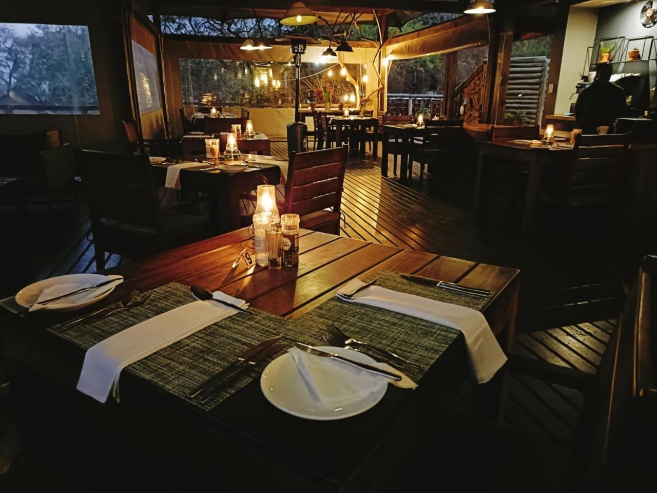 Ndhula Luxury Tented Lodge White River Exteriör bild
