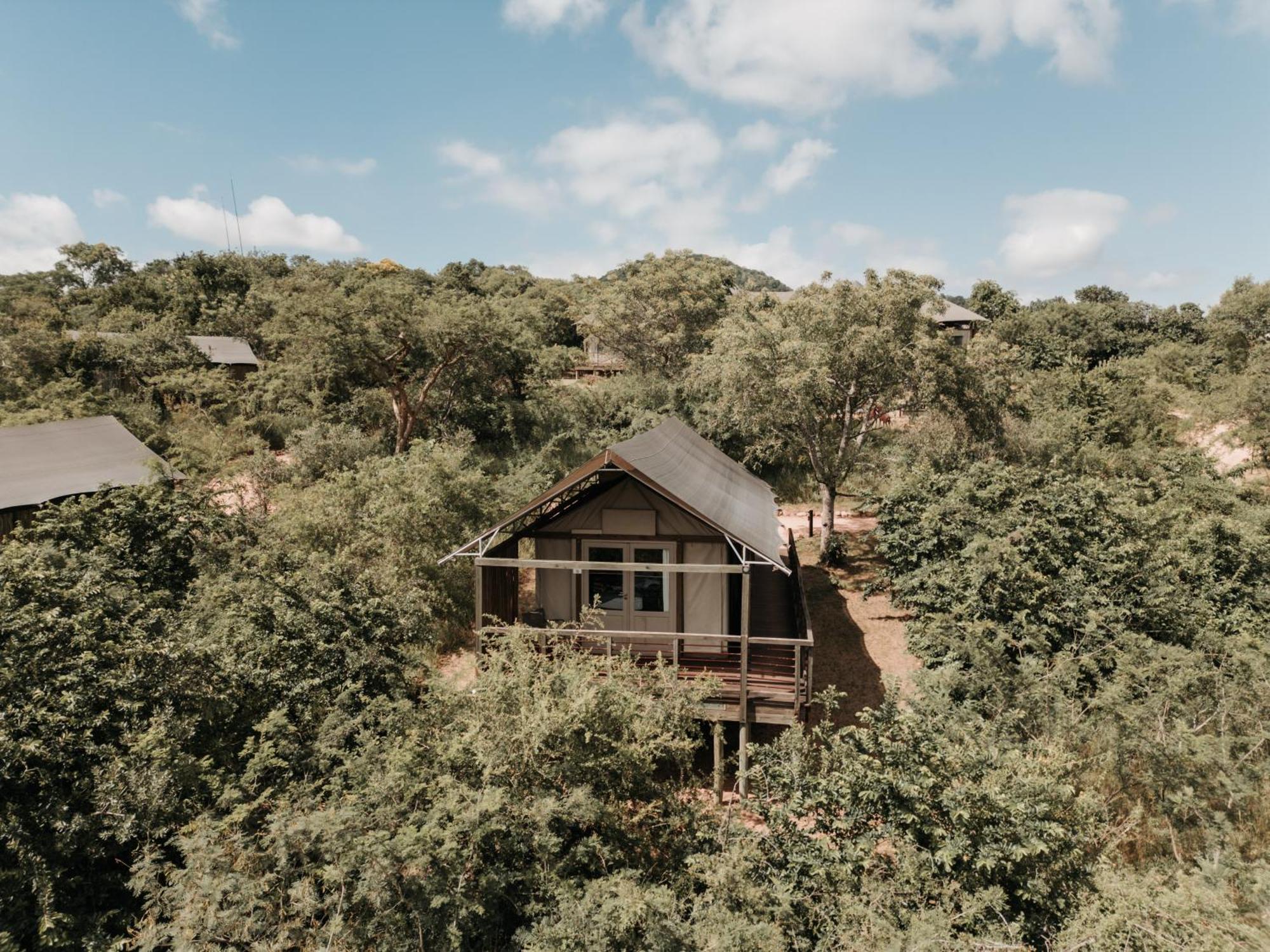 Ndhula Luxury Tented Lodge White River Exteriör bild