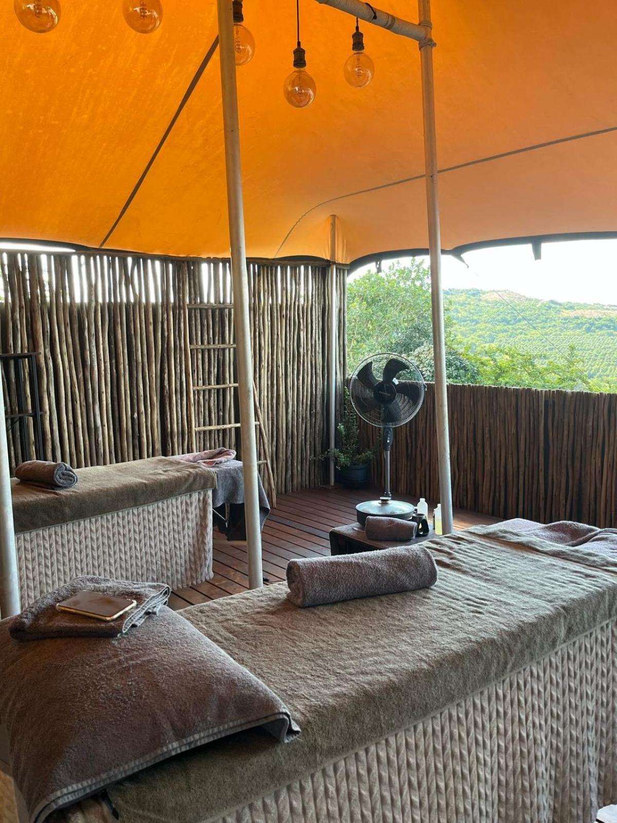 Ndhula Luxury Tented Lodge White River Exteriör bild