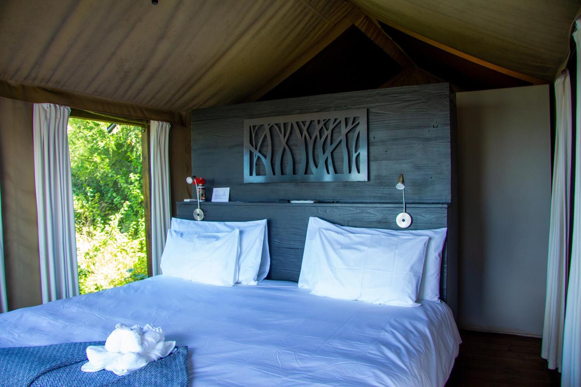 Ndhula Luxury Tented Lodge White River Exteriör bild